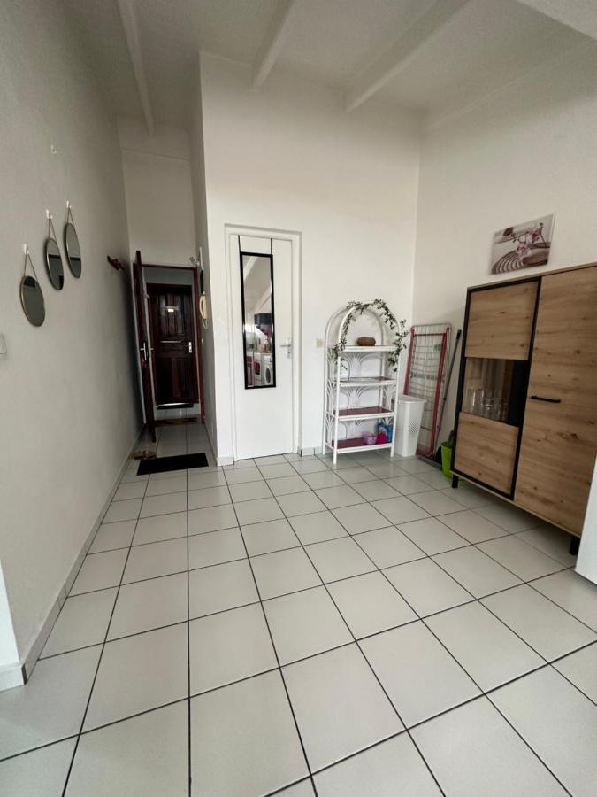 Appartements: Plage & Commerces A 200M 상트 안느 외부 사진